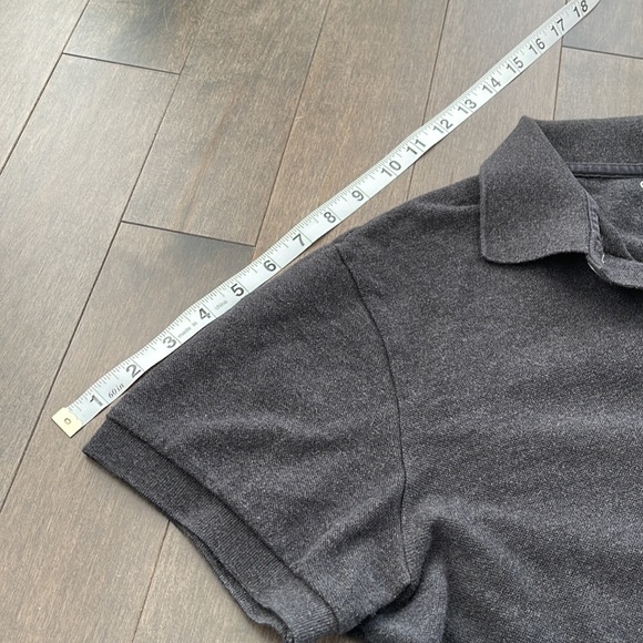 GAP Men's Dark Grey Polo Short Sleeved Button Collar T-Shirt - Picture 10 of 10